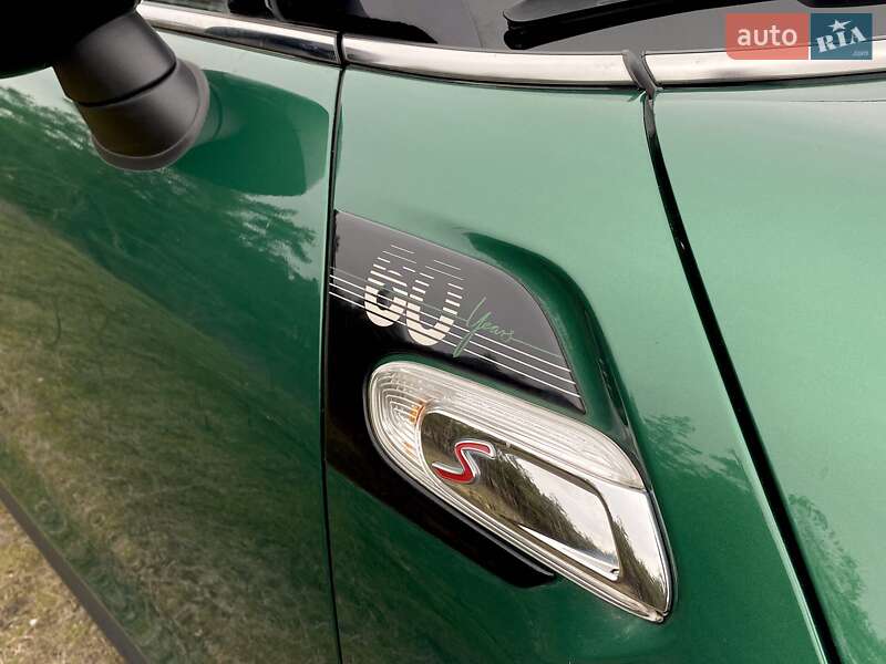 Хетчбек MINI Hatch 2019 в Києві