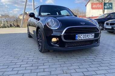 Хэтчбек MINI Hatch 2017 в Львове