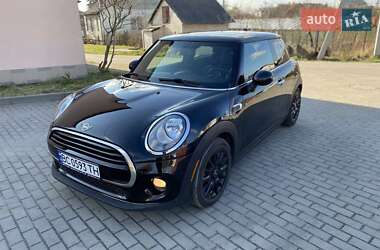 Хэтчбек MINI Hatch 2017 в Львове