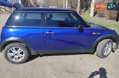 Хэтчбек MINI Hatch 2003 в Запорожье