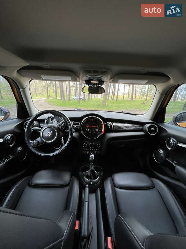 Хетчбек MINI Hatch 2015 в Кропивницькому