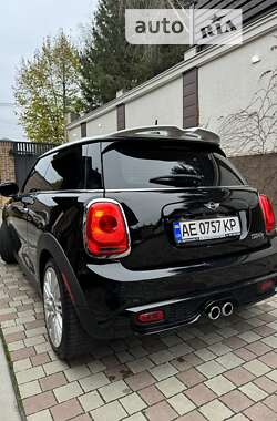 Хэтчбек MINI Hatch 2016 в Днепре