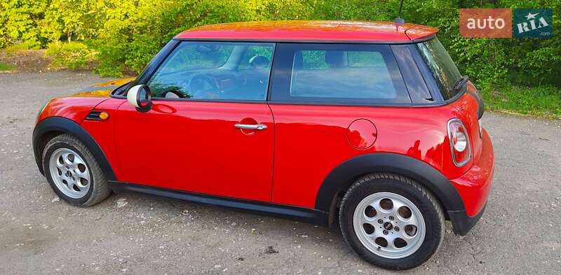 Хэтчбек MINI Hatch 2013 в Днепре