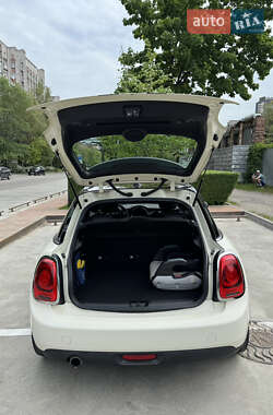 Хетчбек MINI Hatch 2015 в Дніпрі