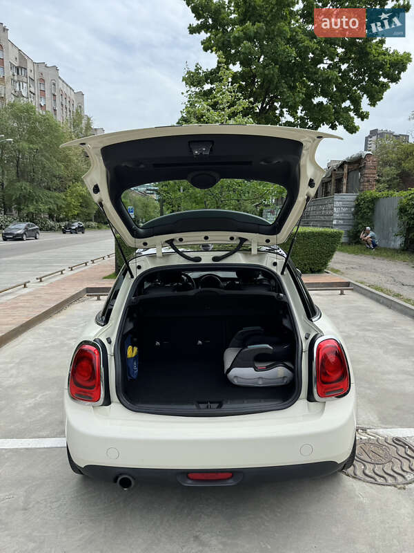 Хэтчбек MINI Hatch 2015 в Днепре