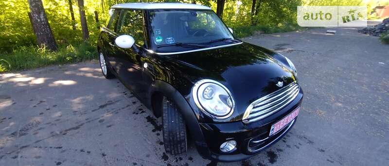 Хетчбек MINI Hatch 2011 в Костопілі