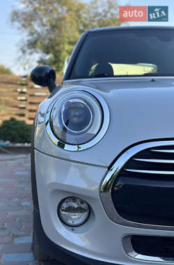 Хетчбек MINI Hatch 2016 в Кам'янському