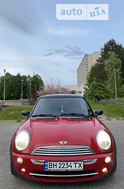 Хэтчбек MINI Hatch 2005 в Одессе