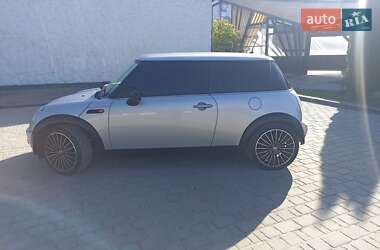 Хэтчбек MINI Hatch 2003 в Косове