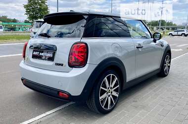 Хэтчбек MINI Hatch 2021 в Киеве