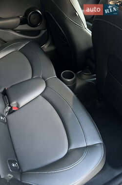 Хэтчбек MINI Hatch 2015 в Николаеве