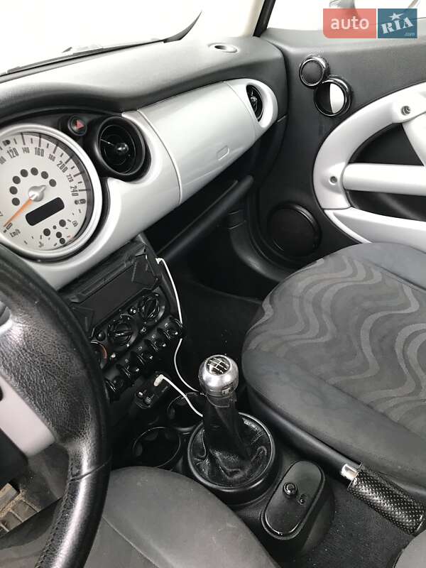 Хэтчбек MINI Hatch 2001 в Киеве