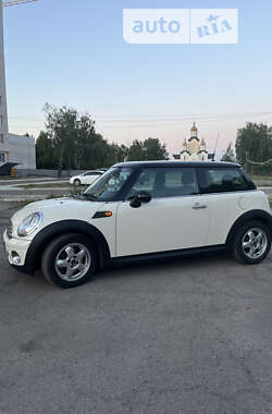 Хэтчбек MINI Hatch 2008 в Конотопе