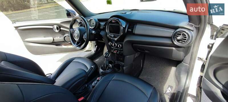 Хетчбек MINI Hatch 2015 в Києві фото 17 Хетчбек MINI Hatch 2015 в Києві