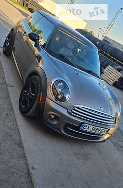 Хэтчбек MINI Hatch 2012 в Хмельницком