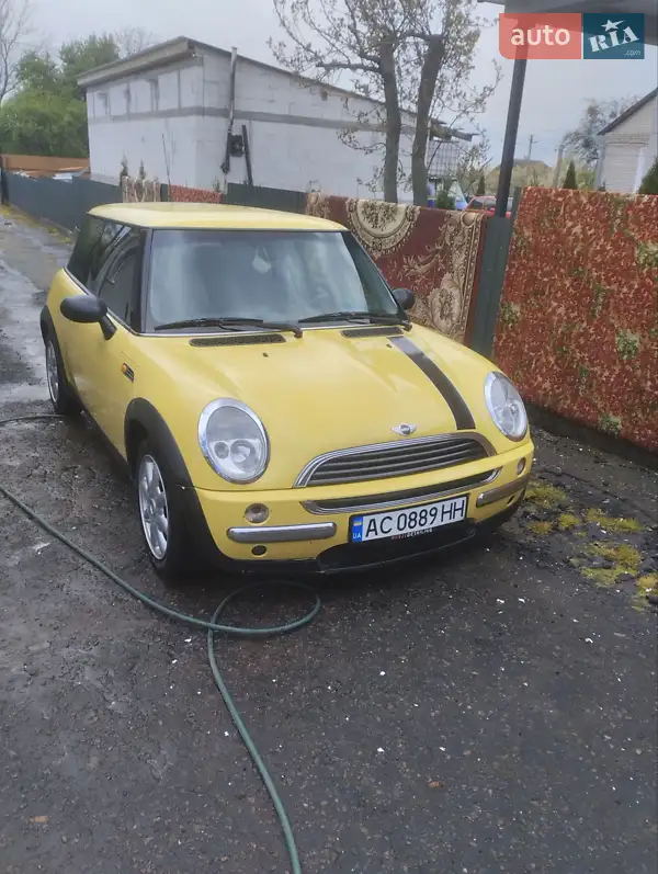 Хэтчбек MINI Hatch 2002 в 