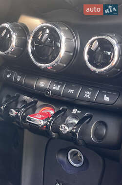Хетчбек MINI Hatch 2016 в 