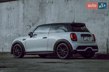 Хетчбек MINI Hatch 2021 в Києві