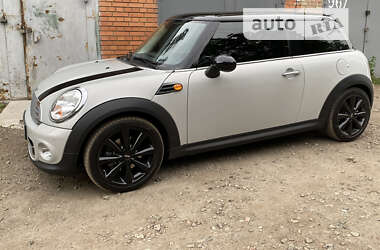 Хетчбек MINI Hatch 2012 в 