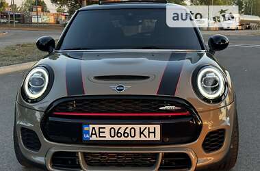 Хэтчбек MINI Hatch 2019 в Днепре