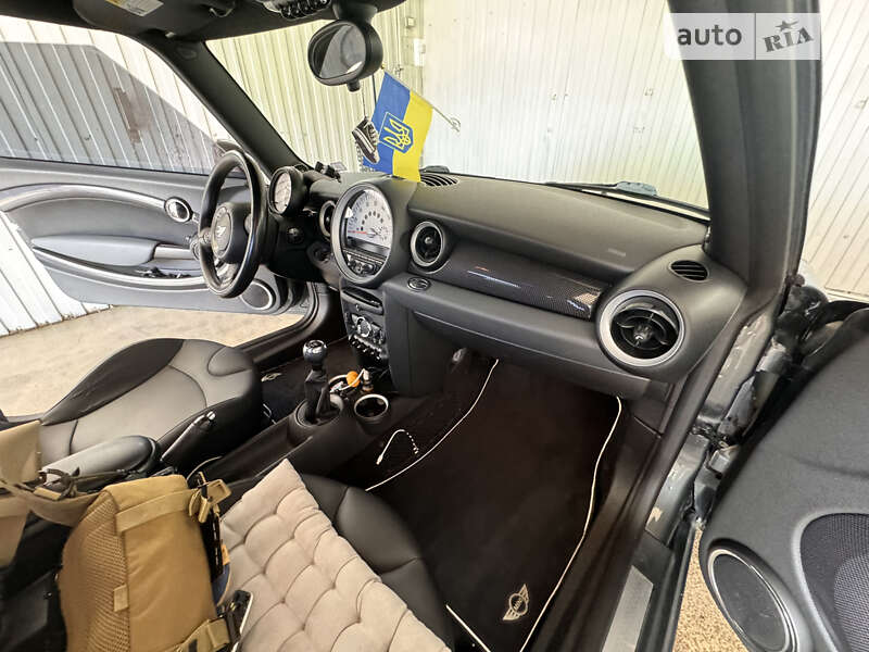 Хетчбек MINI Hatch 2011 в Києві