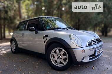 Хэтчбек MINI Hatch 2005 в Харькове