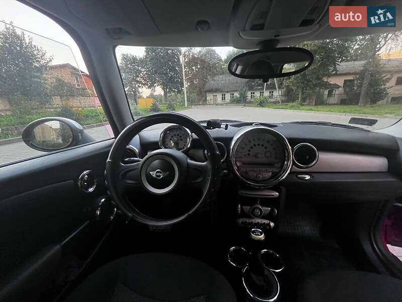 Хэтчбек MINI Hatch 2007 в Львове