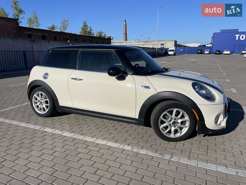 Хэтчбек MINI Hatch 2014 в Тернополе