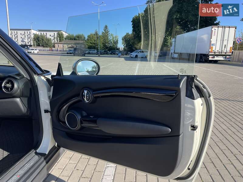 Хэтчбек MINI Hatch 2014 в Тернополе