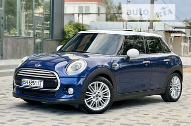 Хэтчбек MINI Hatch 2014 в Одессе