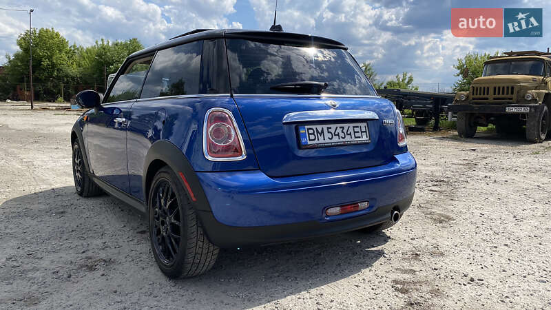 Хетчбек MINI Hatch 2013 в Сумах