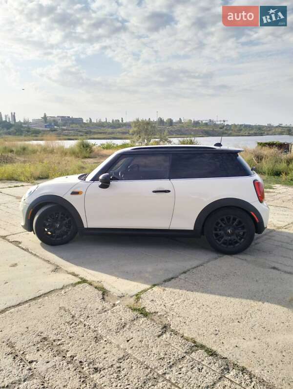 MINI Hatch 2014