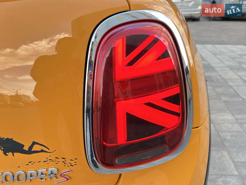 Хэтчбек MINI Hatch 2014 в Киеве фото 7 Хэтчбек MINI Hatch 2014 в Киеве