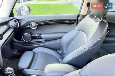 Хэтчбек MINI Hatch 2014 в Киеве