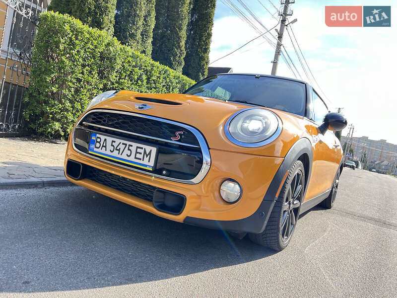 Хэтчбек MINI Hatch 2014 в Киеве фото 4 Хэтчбек MINI Hatch 2014 в Киеве