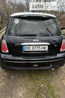 Хэтчбек MINI Hatch 2004 в Николаеве