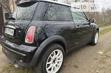 Хэтчбек MINI Hatch 2004 в Николаеве