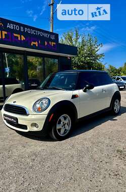 Хэтчбек MINI Hatch 2010 в Киеве