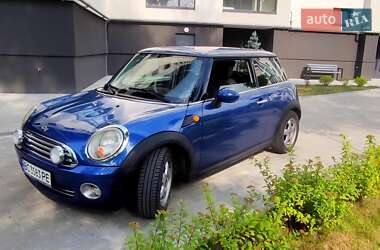 Хэтчбек MINI Hatch 2008 в Ивано-Франковске