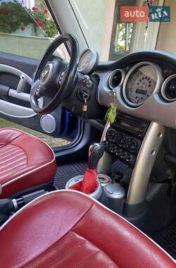 Хэтчбек MINI Hatch 2002 в Турке
