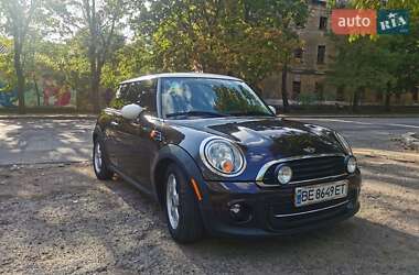 Хетчбек MINI Hatch 2013 в 