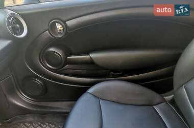 Хетчбек MINI Hatch 2013 в 