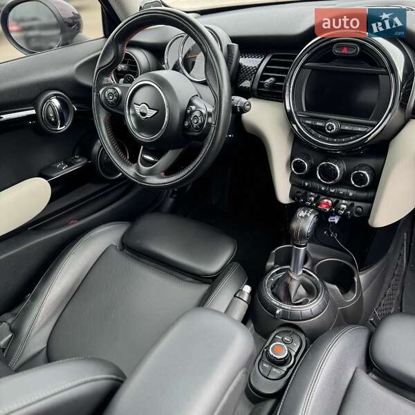 Хетчбек MINI Hatch 2014 в Рівному