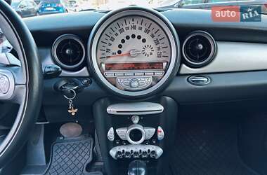 Хэтчбек MINI Hatch 2009 в Киеве