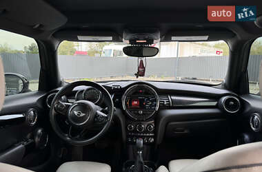 Хетчбек MINI Hatch 2016 в 