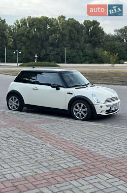 Хэтчбек MINI Hatch 2005 в Черкассах