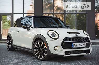 Хетчбек MINI Hatch 2019 в Полтаві