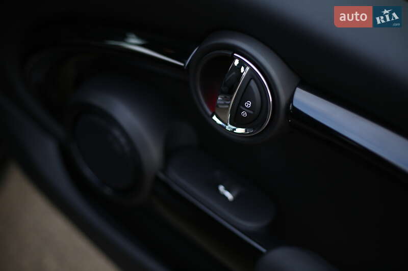 Хетчбек MINI Hatch 2018 в Києві фото 35 Хетчбек MINI Hatch 2018 в Києві