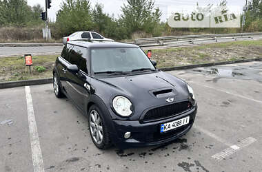 Хэтчбек MINI Hatch 2007 в Киеве