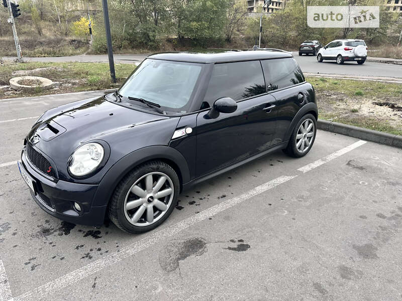 Хэтчбек MINI Hatch 2007 в Киеве фото 2 Хэтчбек MINI Hatch 2007 в Киеве